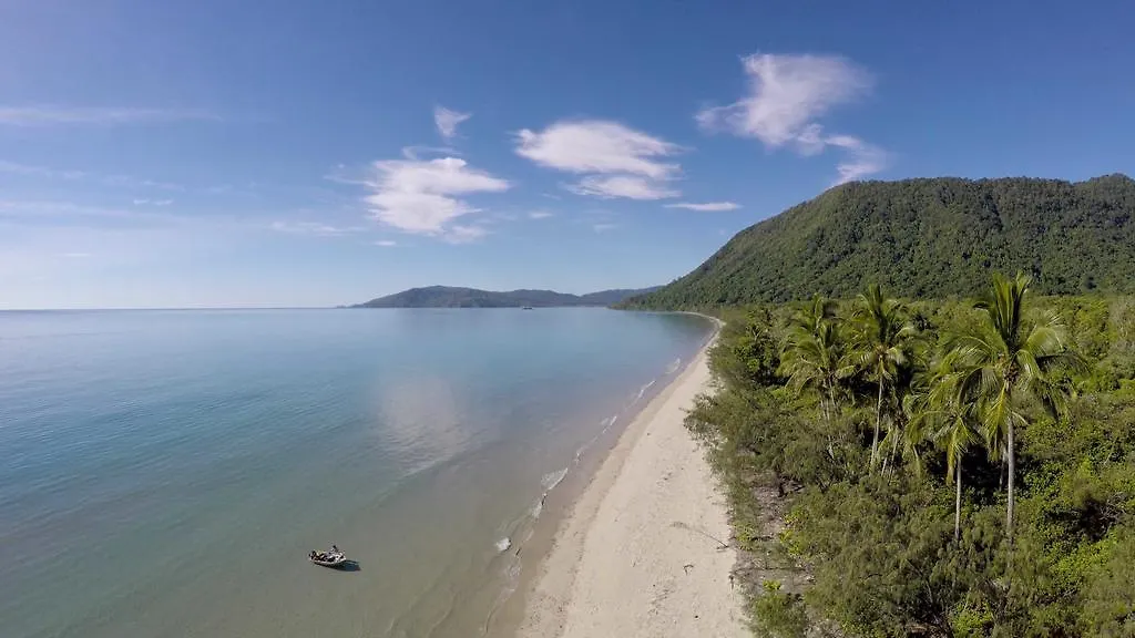 Villa Noah Creek Eco Huts Cape Tribulation Australia