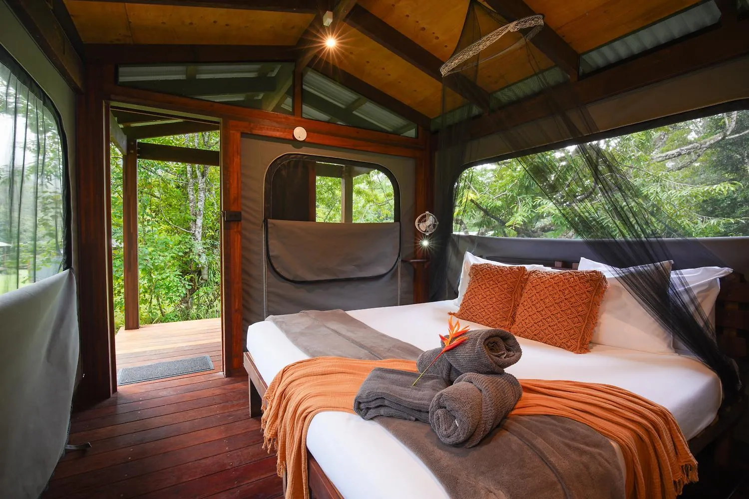 Villa Noah Creek Eco Huts Cape Tribulation